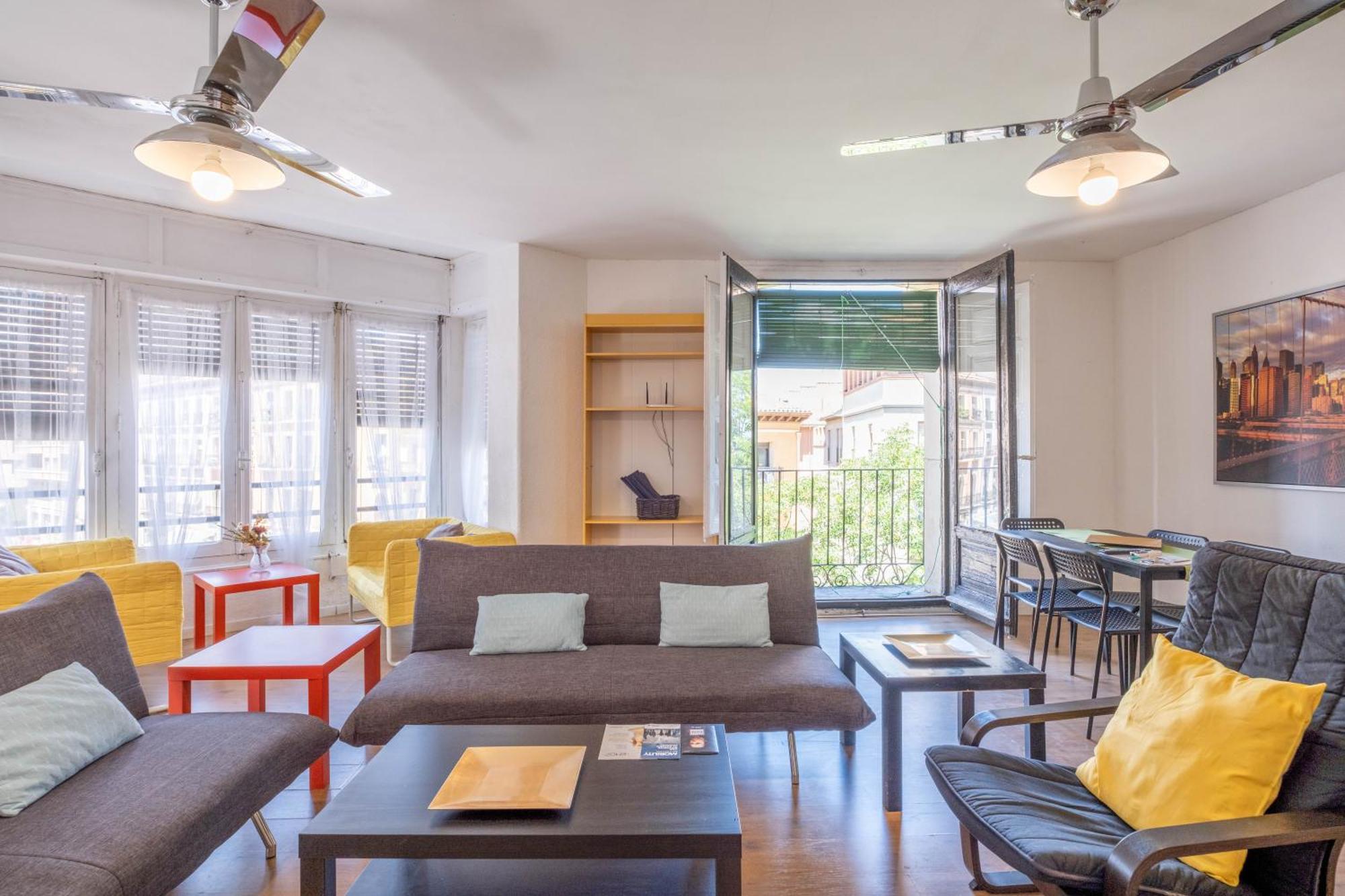 Apartamentos Coso Zaragoza Dış mekan fotoğraf